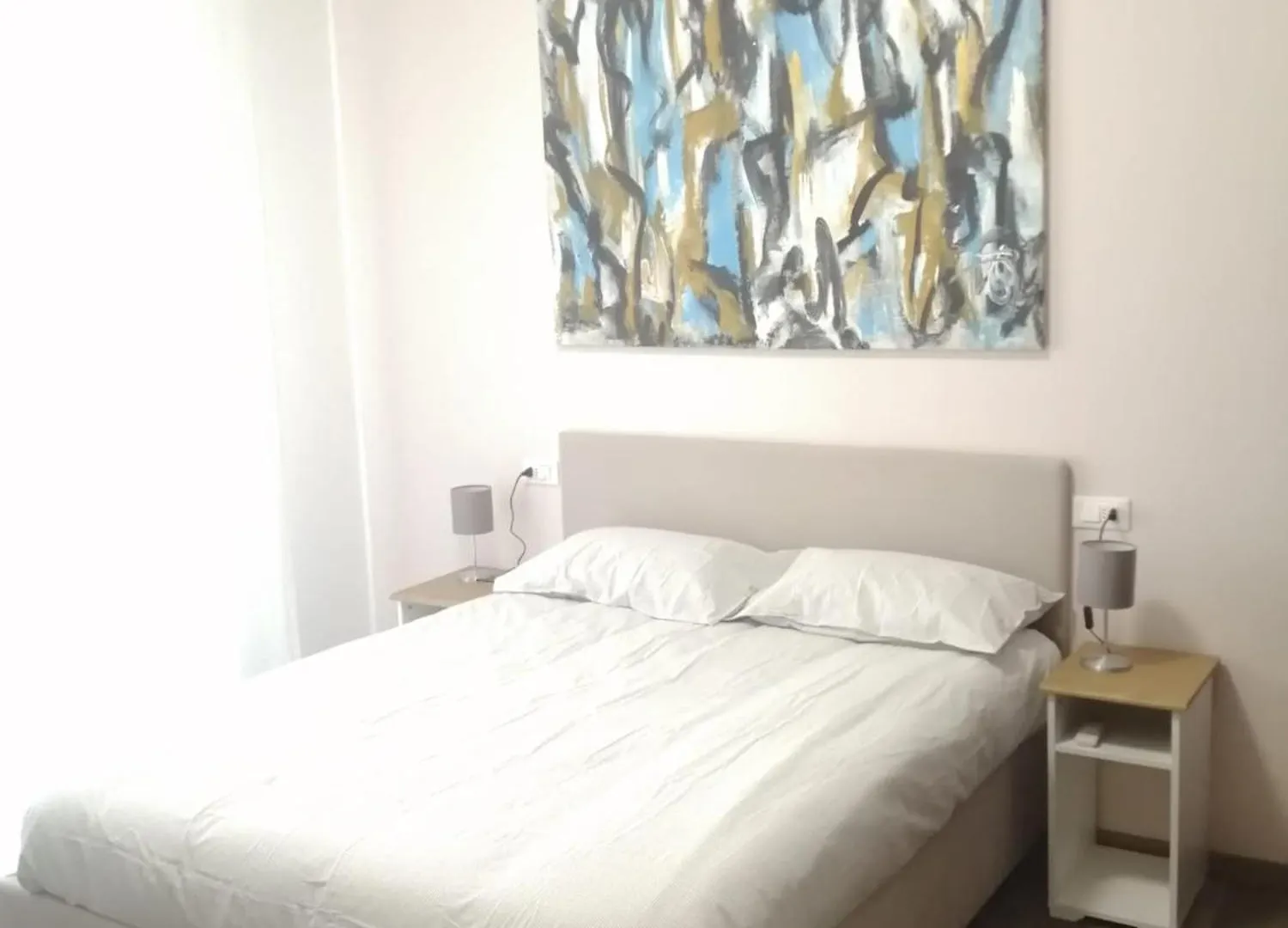 Vikos Lodge Bologna Italy